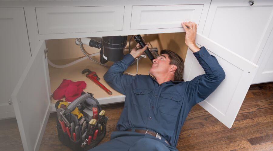 Local expert plumbing services in Bowling Green, IN